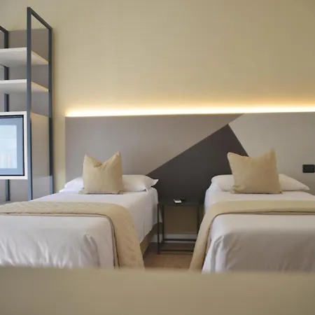 Torino 3*