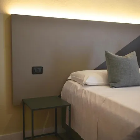 Torino فندق برينديسي