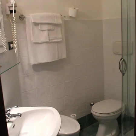 Torino 3* برينديسي