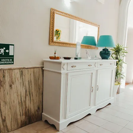 Torino 3* برينديسي